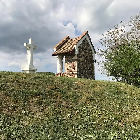Káli Kerted Lidi Néni Háza Casa de Férias *